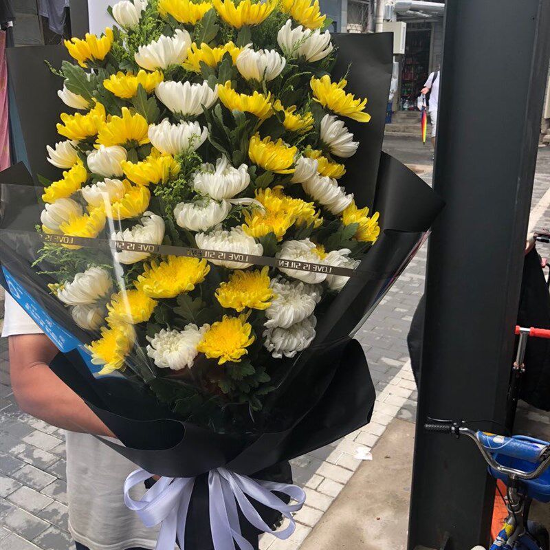 清明节黄白菊花花束上坟祭奠扫墓哀悼鲜花速递北京上海同城