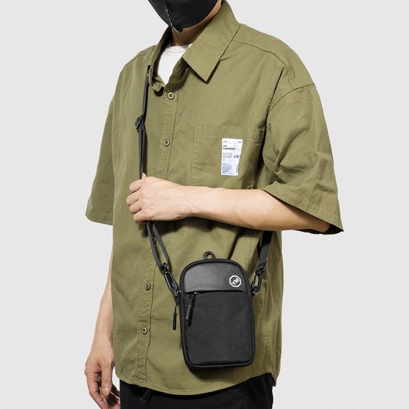 手机包男斜挎小包男士迷你轻便单肩包小挎包牛津防水背包潮男款夏