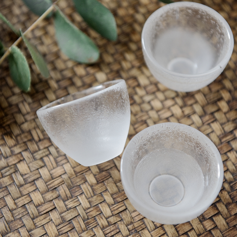 云雾玻璃清酒杯一口杯创意复古烈酒杯白酒杯日式清酒具温酒器王之
