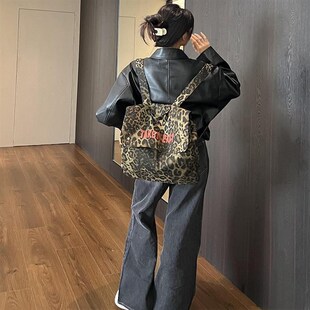 潮酷豹纹帆布双肩包2024新款牛仔布大容量旅行背包辣妹包学生书包