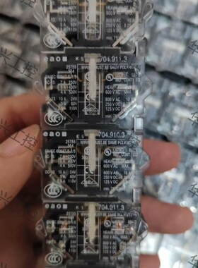 EAO触点704.900.3 704.910.3