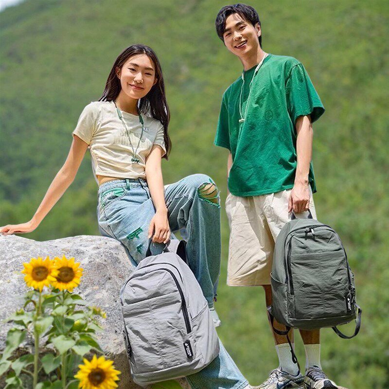 双肩包迷你轻便户外运动休闲包旅行出差行李包学生书包电脑背包