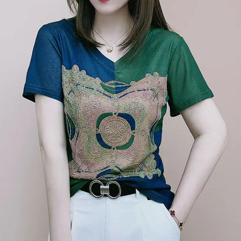 V领短袖T恤女夏季时尚2023新款休闲韩版百搭镶钻拼色上衣女设计感