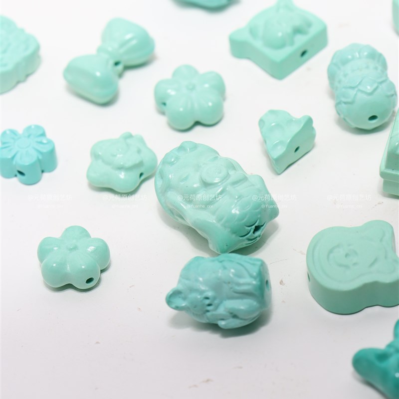 元荷 蒙古绿松石雕刻件天然萌宠文玩饰品DINY全家福定制手串配饰