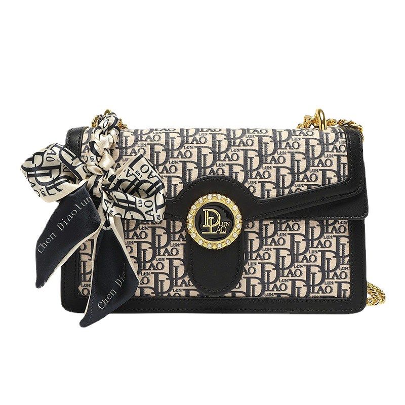 斜挎包女2024新款百搭休闲夏季腋下包女小众设计感女士单肩包小包