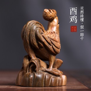 天然绿檀木雕刻生肖酉鸡木雕小摆件手工雕刻手把件生肖鸡转运摆件