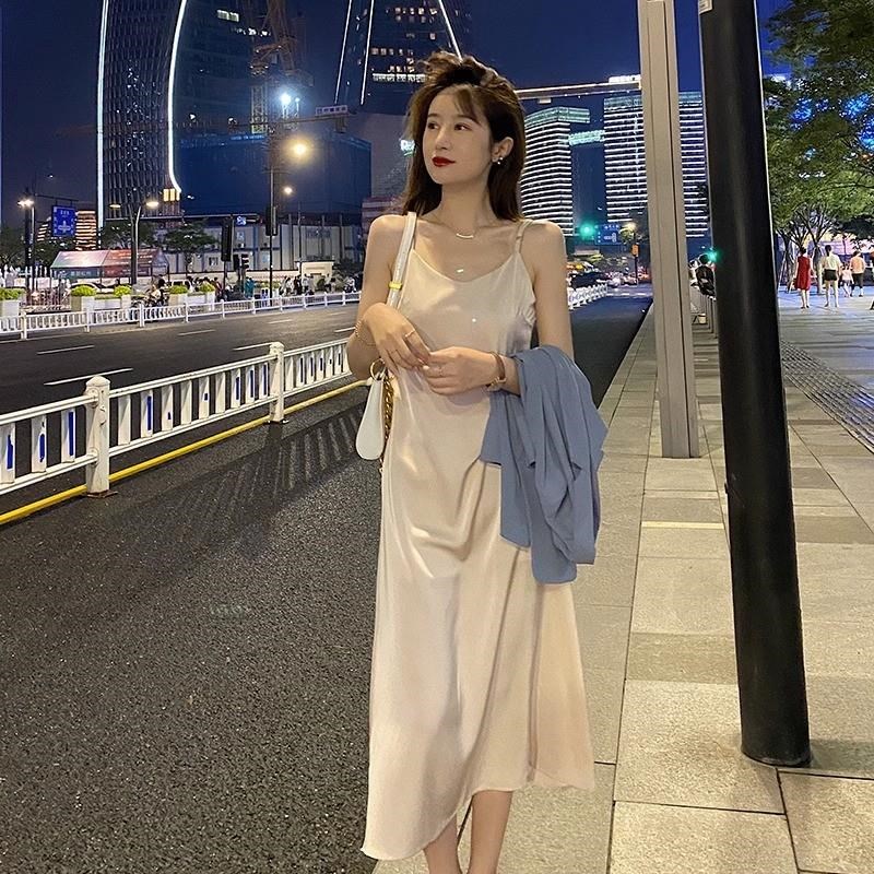 夏季新款配西装外套吊带连衣裙女显瘦醋酸缎面高级设计感气质长裙