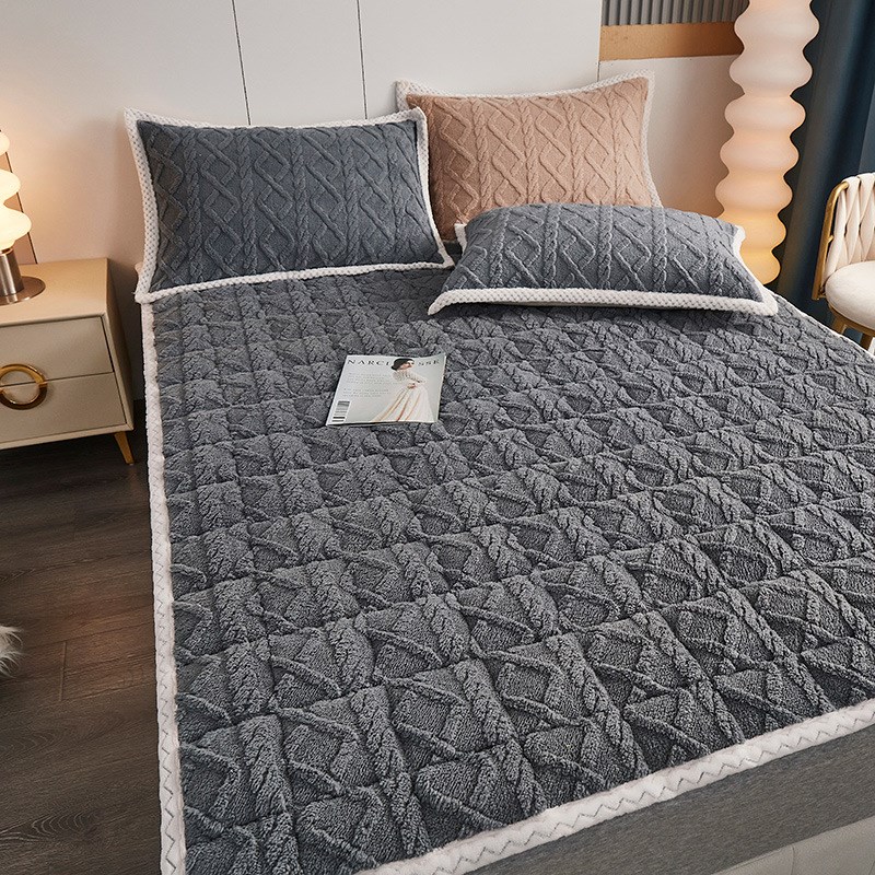 9QXC羊羔牛奶绒床垫q软垫家用毛毯薄款加厚冬季保暖珊瑚法兰绒垫