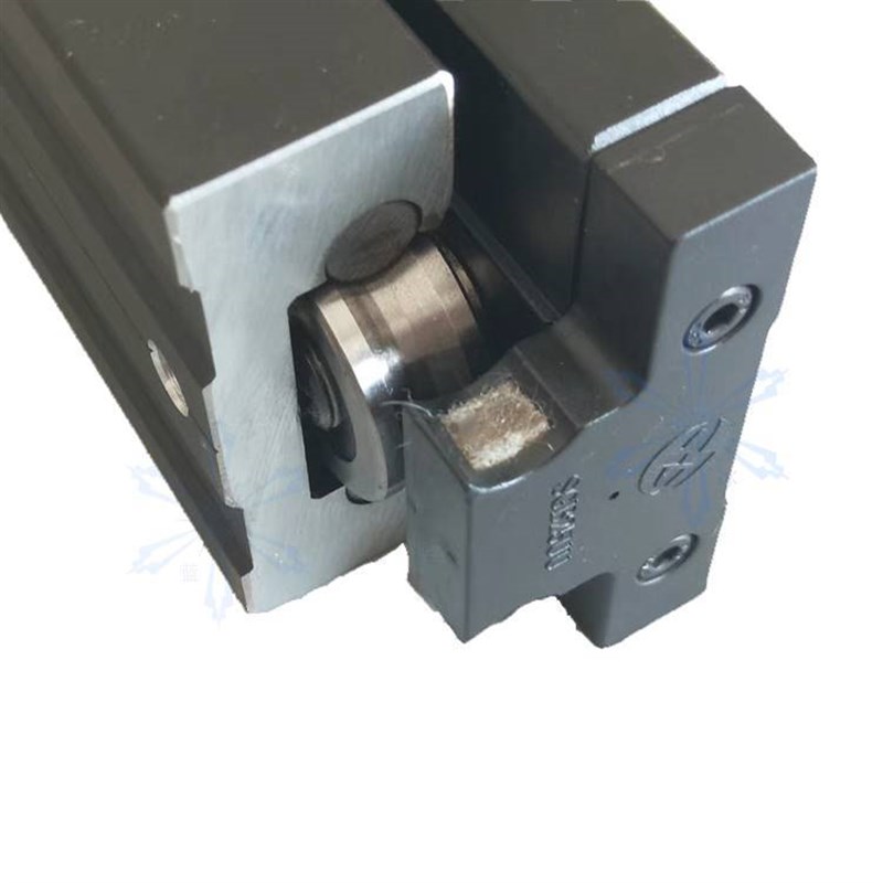 双轴心直线导轨SGR10E/15N/20N/25/35/50/08 SGB-3/4/5轮锁紧滑块