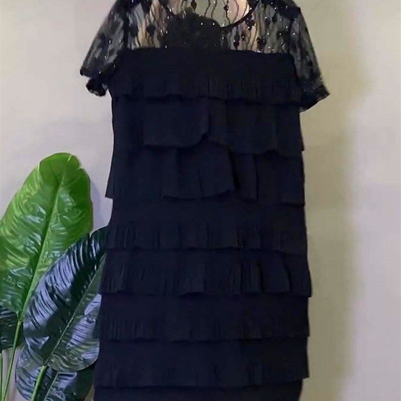 2021春夏新款胖妹妹mm大码蕾丝镂空显瘦拼接蛋糕裙短袖藏肉连衣裙,女装/女士精品,大码连衣裙,淘宝优惠券,粉丝福利购,淘宝优惠卷