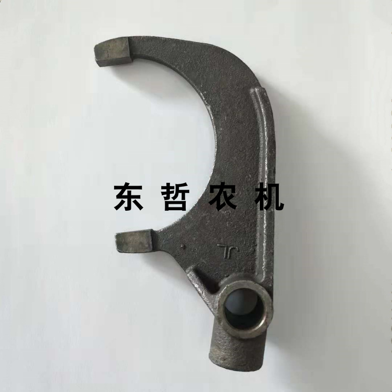 福田雷沃欧d豹拖拉机配件原厂TD800A.373B-04福田TD904副变速拨叉