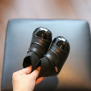 女宝宝鞋子婴儿软底学步鞋冬季小童鞋公主鞋加绒靴子皮靴1一2-3岁