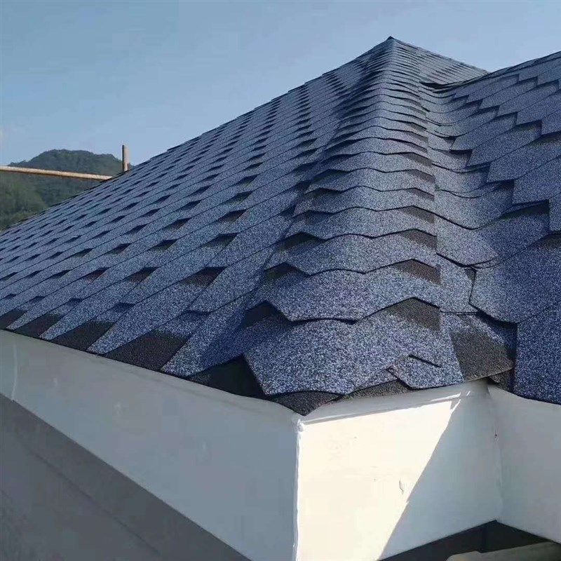 彩色沥青瓦自粘型屋面油毡瓦木屋轻钢别墅玻q纤瓦片屋顶防水厂家