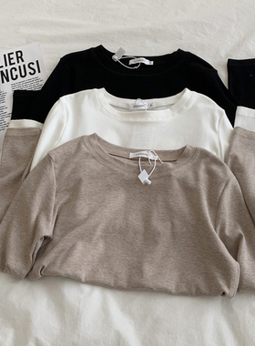 2021秋c季新款白色长袖t恤女圆领休闲宽松体恤时尚洋气内搭打底衫