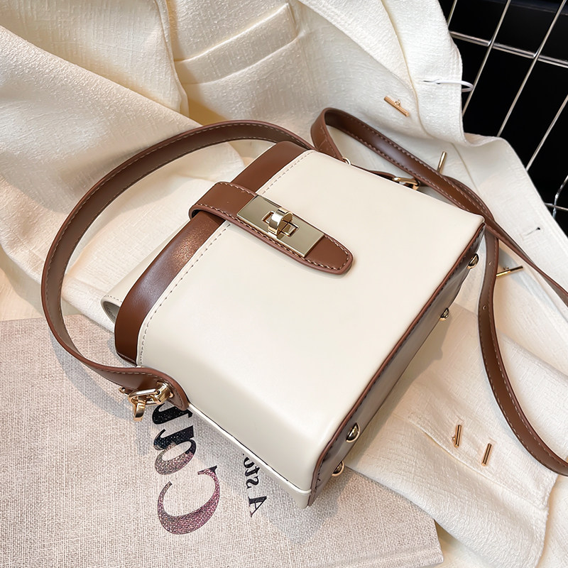 今年流行的包包女2022新款潮时尚单肩手提包爆款斜挎水桶包高级感,箱包皮具/热销女包/男包,水桶包,淘宝优惠券,粉丝福利购,淘宝优惠卷