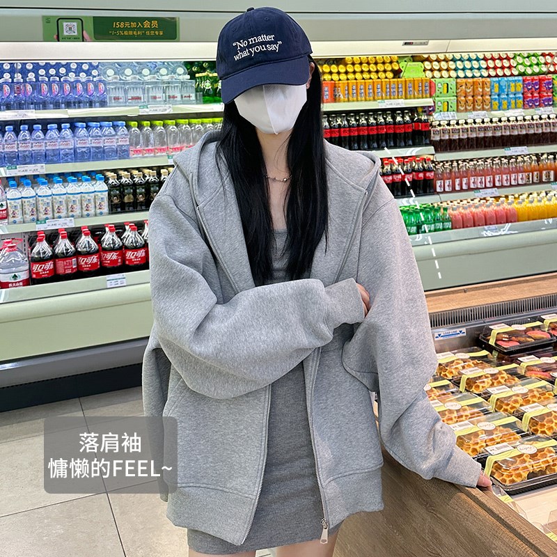 淡绿色卫衣女春秋款休闲宽松设计感初春外套2024新款爆款开衫上衣