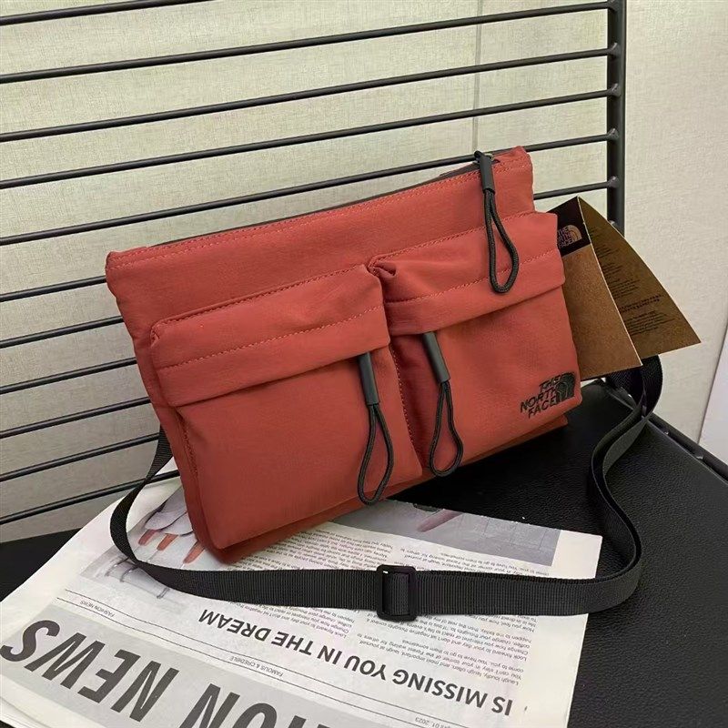 2025新款休闲斜挎女包运动轻便单肩包女士时尚通勤百搭小包包,箱包皮具/热销女包/男包,时尚帆布包,淘宝优惠券,粉丝福利购,淘宝优惠卷