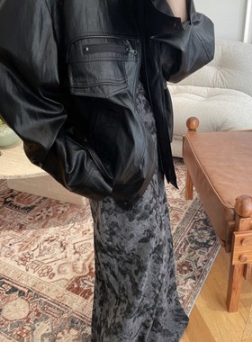 复古丝绒水墨画吊带裙黑灰色连衣裙女春秋新款修身设计感内搭打底