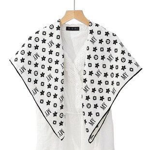 丝巾夏季日韩甜美头饰缎纹丝巾女小方巾户外拍摄旅行小丝巾 防晒