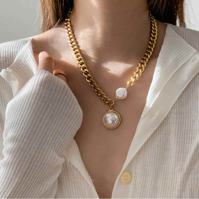 推荐Baroque Irregular Pearl Necklaces for Women Thick Chains