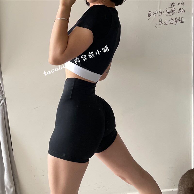 白肉穿搭拼色瑜伽女短袖紧身带胸垫T恤健身运动可穿新款弹力上衣