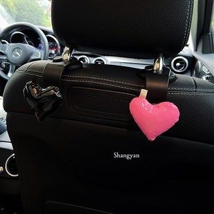 2024新款 车载挂钩座椅背好物汽车用后排座位车内高级感爱心挂物钩