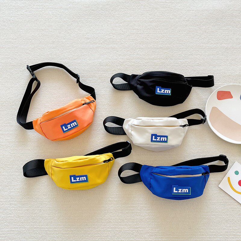 字母潮酷胸包儿童斜挎包男童小包帆布韩版迷你腰包宝宝包包零钱包