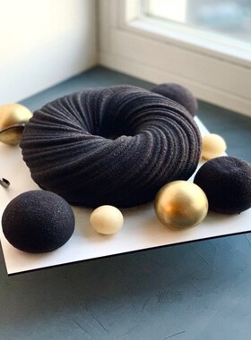 Wool Ball Shaped Mousse Mold Silicone Cake Mold Round Swirl