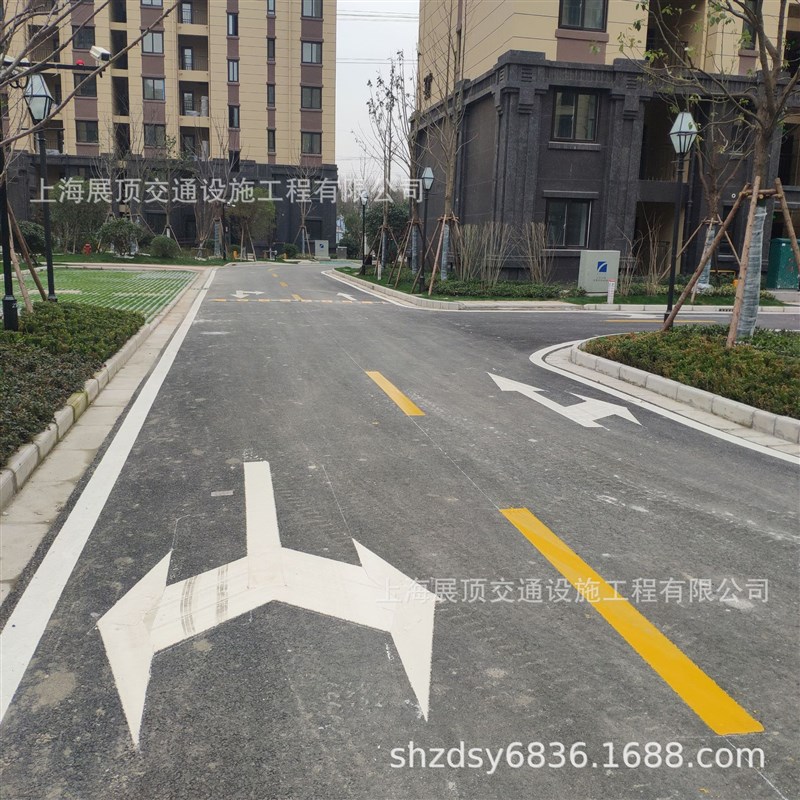 地下车库车位划线护角挡车器安装人防安全设施出入口交通验收测绘