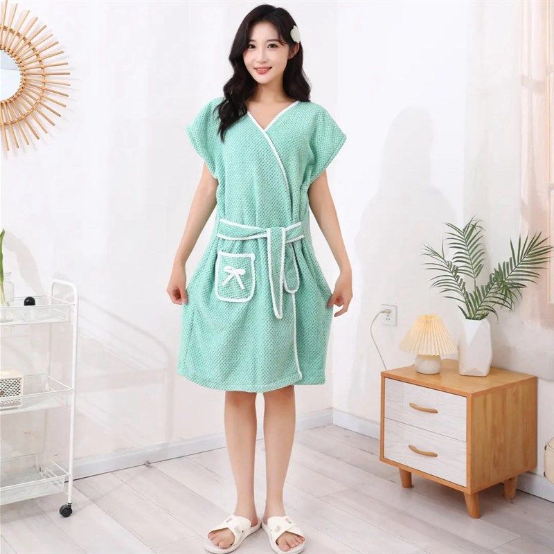 可穿式浴袍可爱浴巾成人家用长款速干吸水连帽学生漫游泳Q