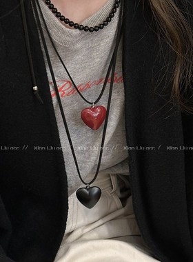 长款爱心吊坠项链女2024新款爆款毛衣链小众设计感高级颈链配饰品