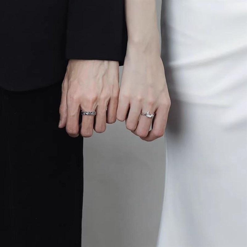 月亮与六便c士情侣戒指银一对男士女款小众设计对戒纪念日礼物女
