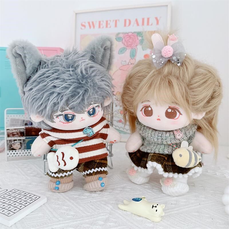 现货20cm棉花娃娃毛绒玩具娃衣服情侣正值可爱R通勤学生可换装公,模玩/动漫/周边/娃圈三坑/桌游,棉花娃娃/毛绒玩具娃衣,淘宝优惠券,粉丝福利购,淘宝优惠卷