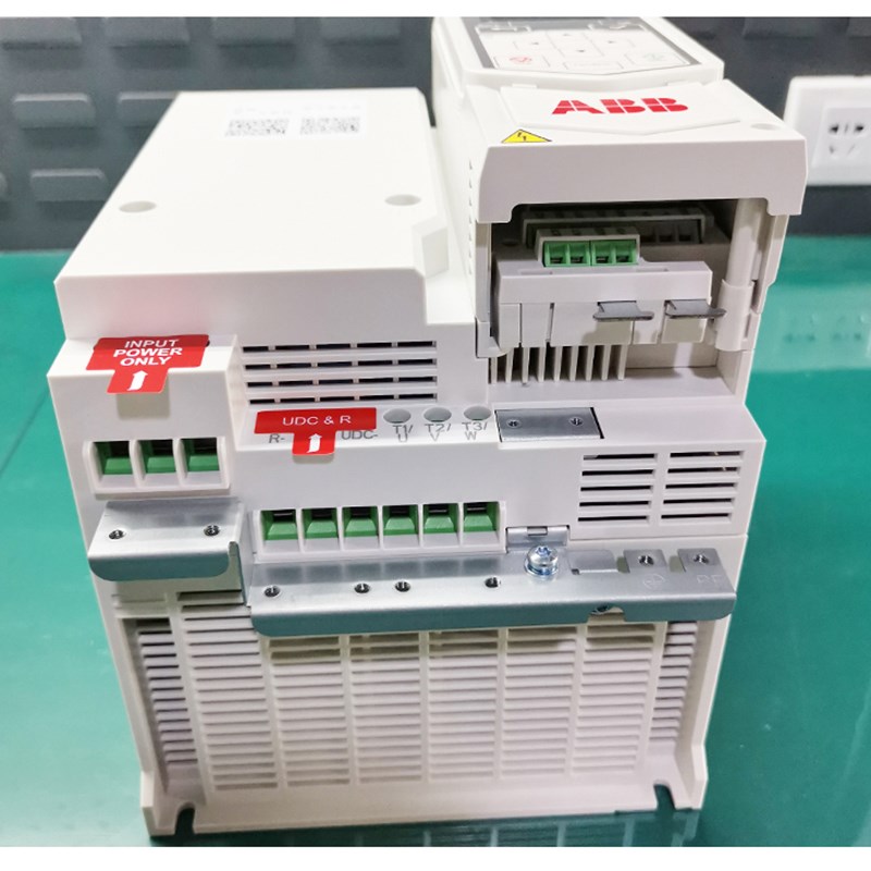 ABB变频器ACS380-040S-02A6/03A3/04A0/05A6/07A2/09A4/12A6/17A0