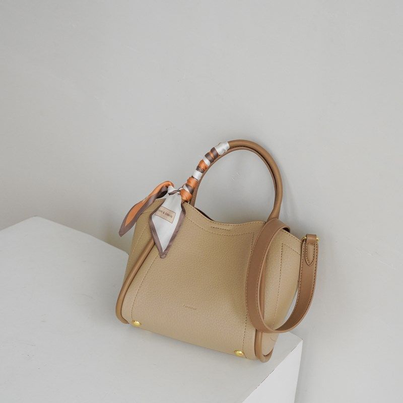 菜篮子水桶包包女2024新款高级感小众手提单肩包百搭大容量斜挎包,箱包皮具/热销女包/男包,水桶包,淘宝优惠券,粉丝福利购,淘宝优惠卷