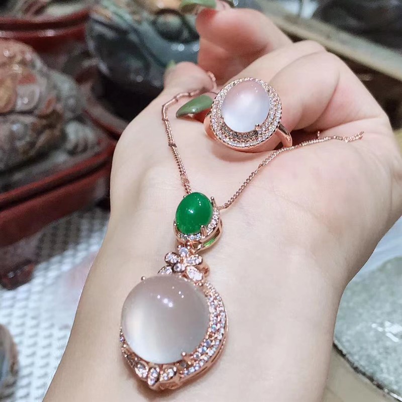 工厂销高冰种绿玉髓吊坠戒指两件套E装珠宝玉石指环甜美芙蓉石玫
