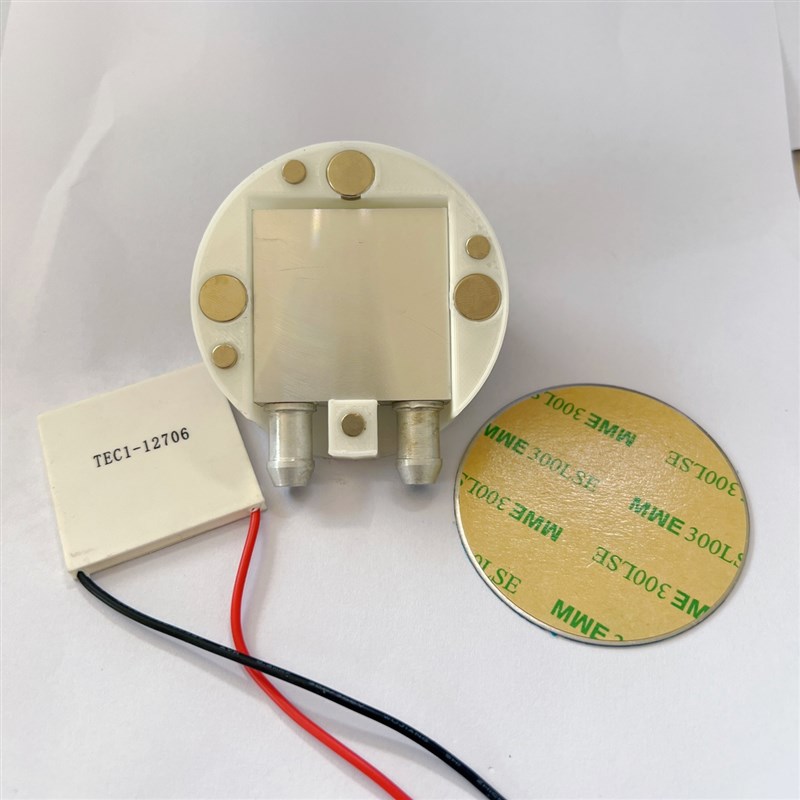 磁吸水冷散热器  磁吸外y壳  手机散热电脑散热水箱