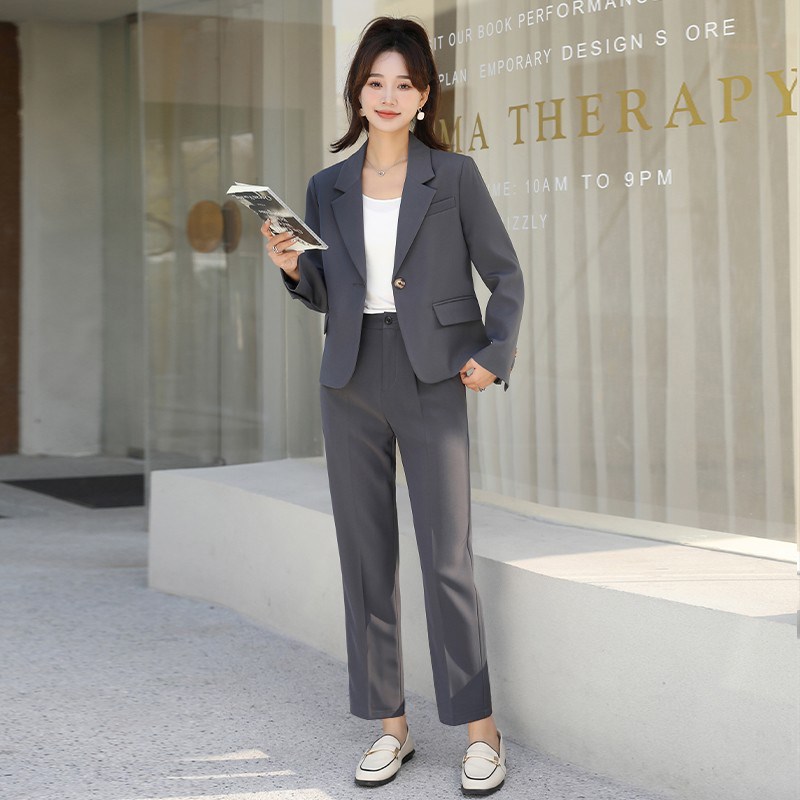 高级感小个子西装套装女九分裤2024新款气质显瘦工作正装职业西服