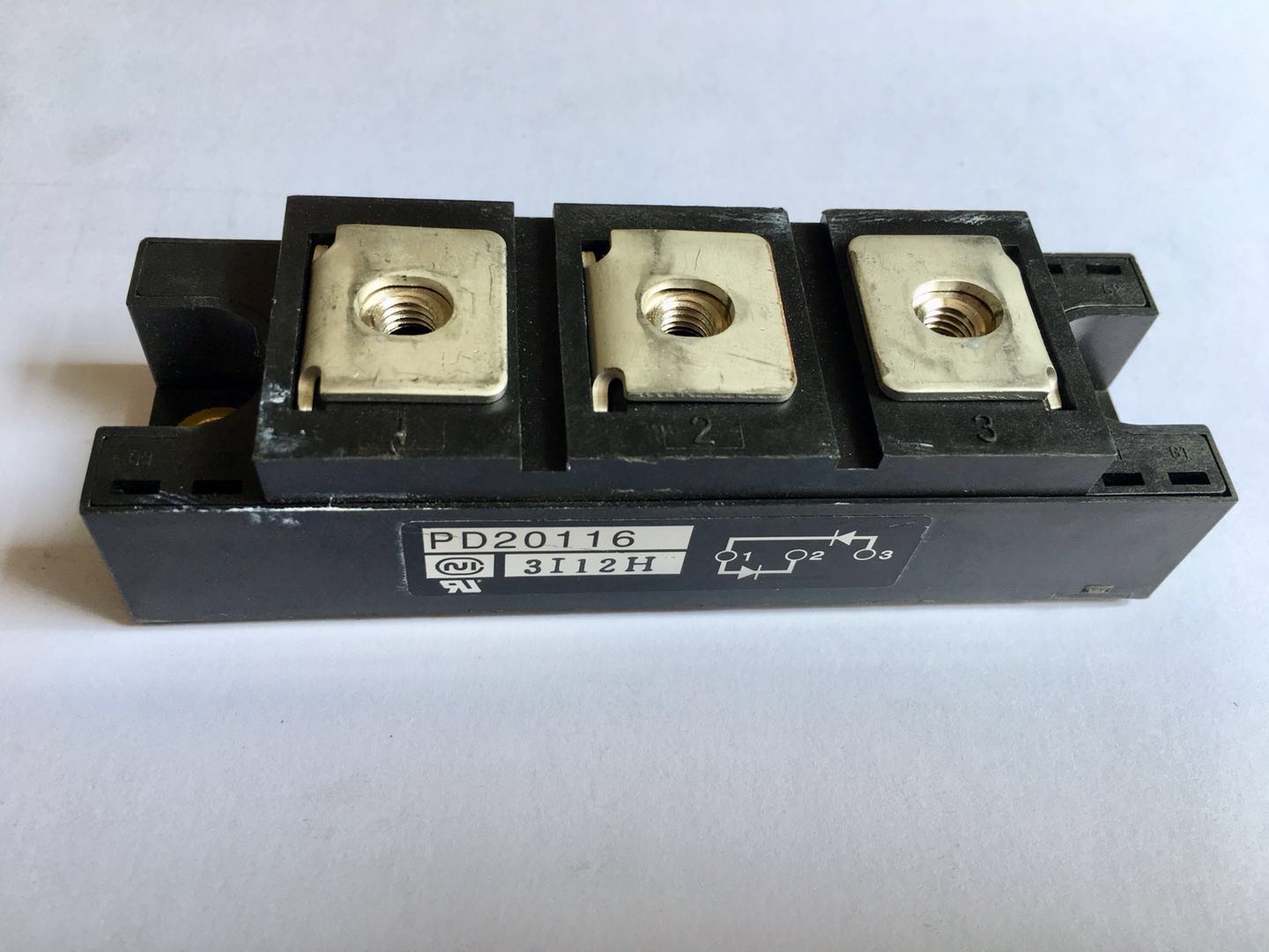 PD20116安川变频器整流二极体新机器上