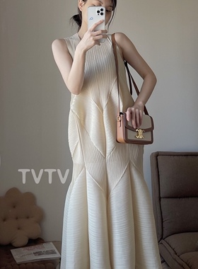 TVTV 奶油蛋糕裙～设计感定制面料褶皱廓形连衣裙背心裙