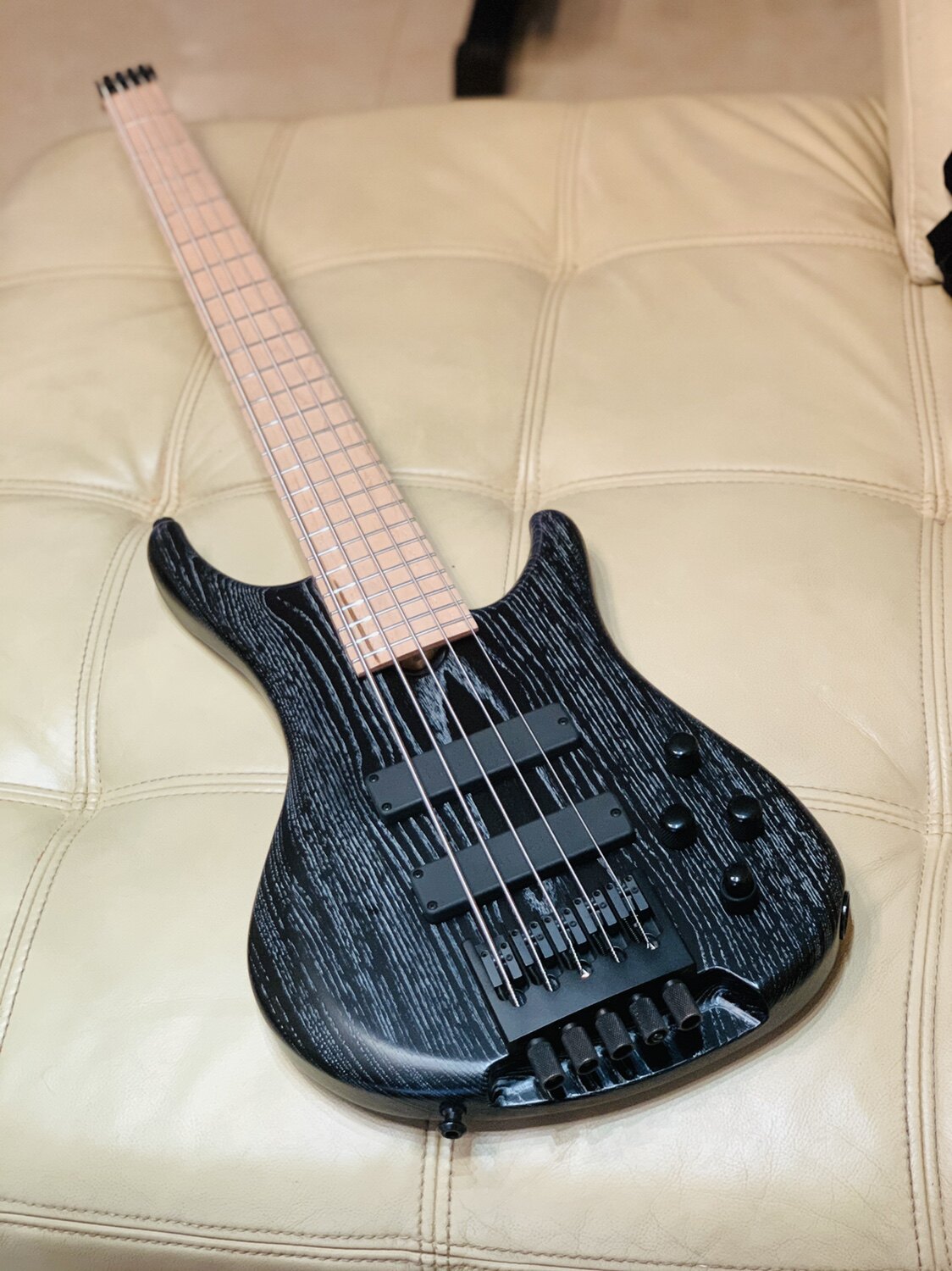 已售贝斯Roscoe正品可定制