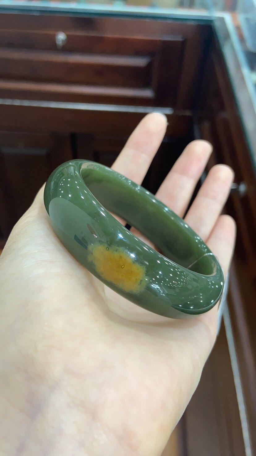 析木河磨玉手镯手链女款精品带皮东北籽料透闪石玉厂家直销58口