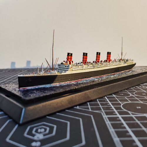 CM1/1250阿基塔尼亚号游轮全合金成品邮轮舰船模型带水景展示盒