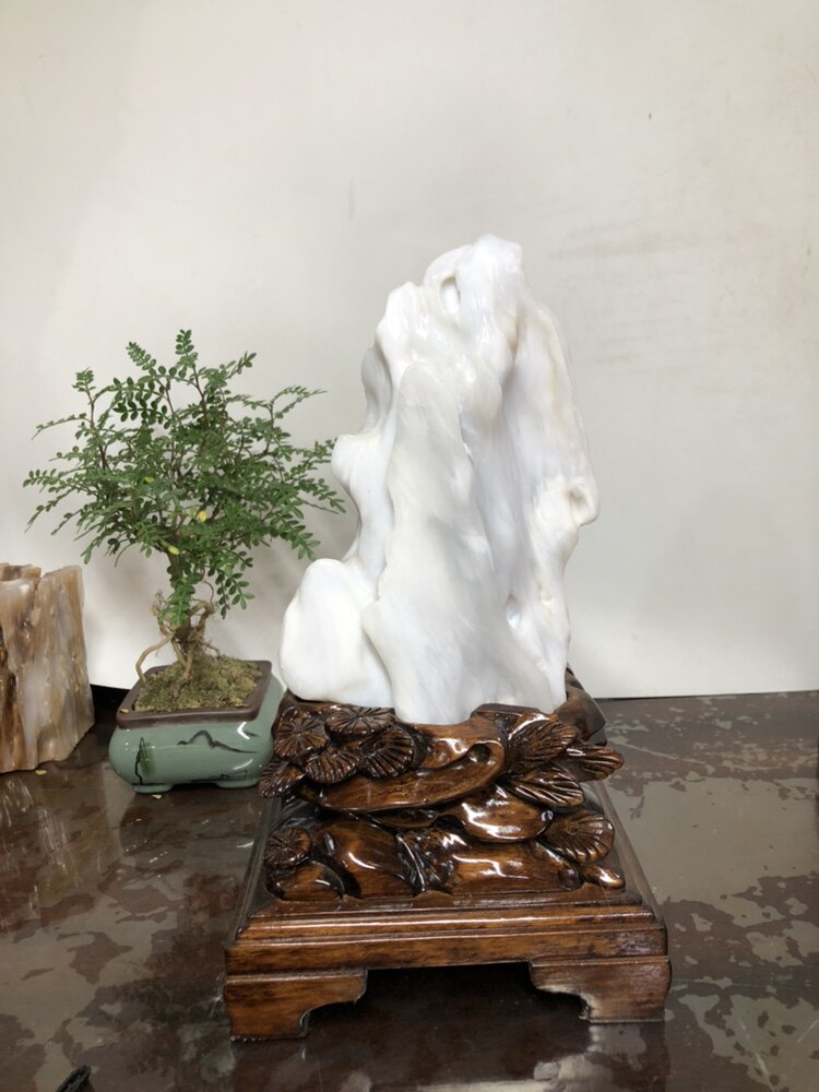 缅甸树化玉摆件