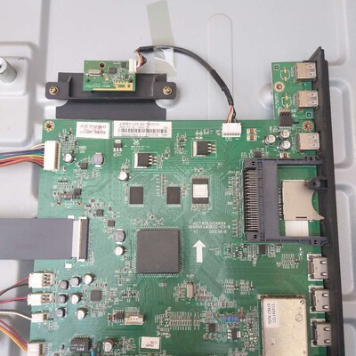 原装长虹3D47B5000i主板JUC7.820.00068164配屏M470F12-D1-L