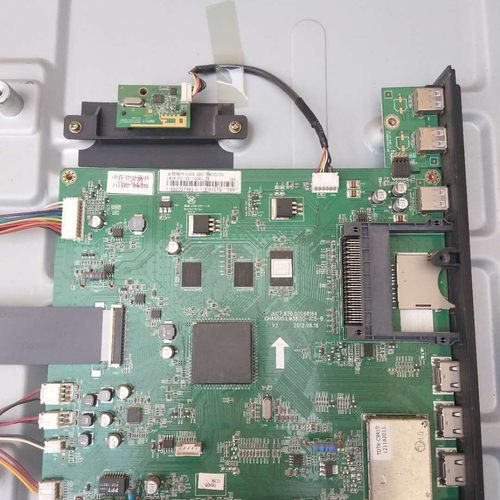 原装长虹3D47B5000i主板JUC7.820.00068164配屏M470F12-D1-L