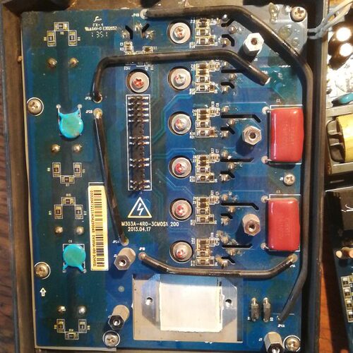 EM303A-4R0-3CMoS1   正弦EM303B-4R0G/5R5P-3B输出板