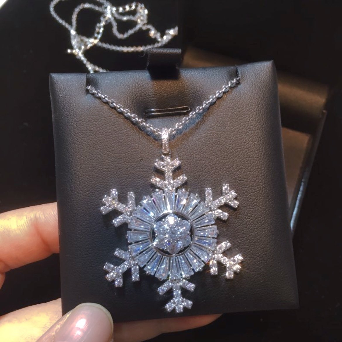 雪花毛衣链 微镶钻精致奢华长款项链女 气质百搭大衣配饰吊坠
