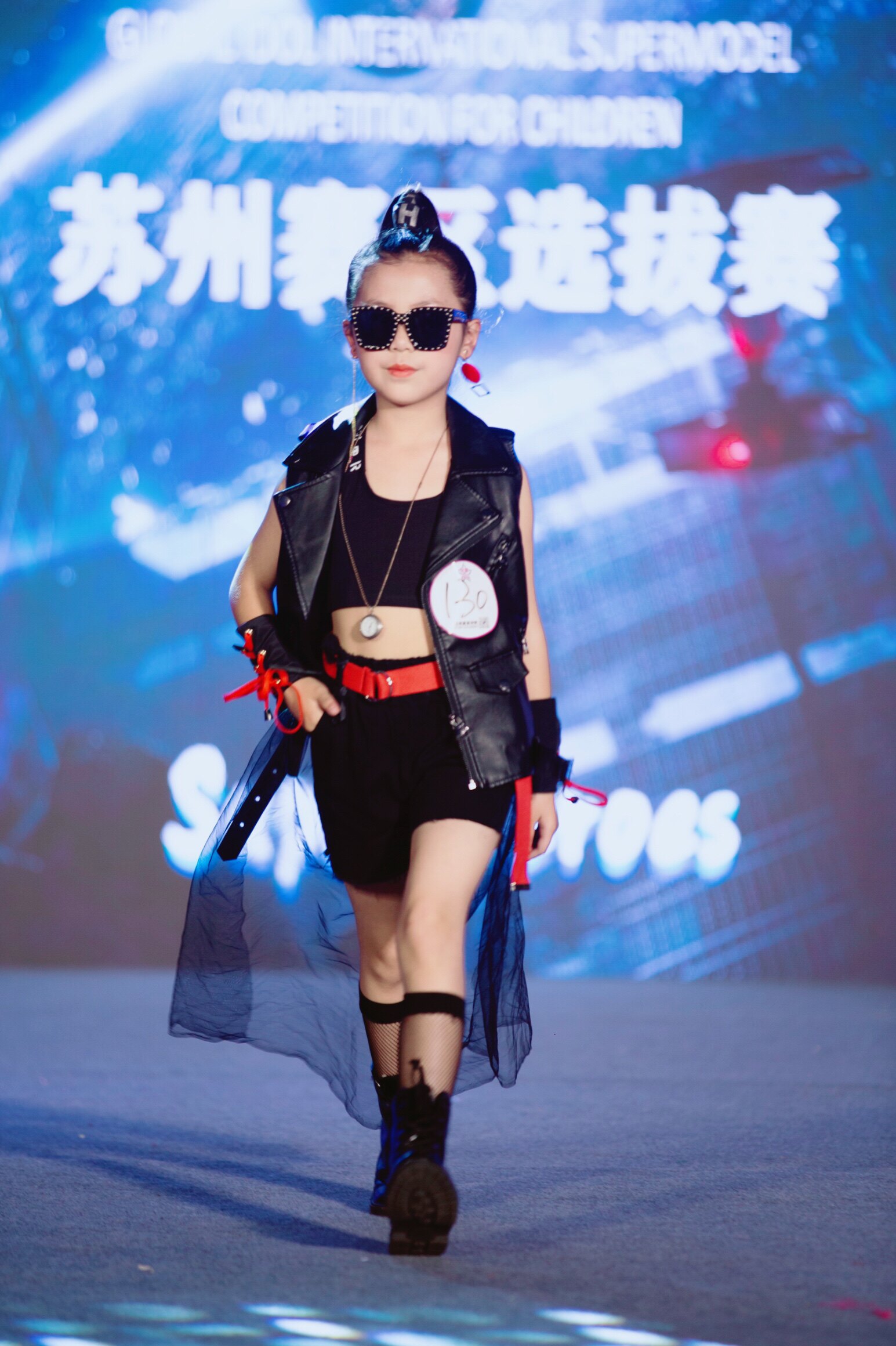 儿童班服女童机车t台走秀服装 儿童模特走秀潮服个性时尚演出服