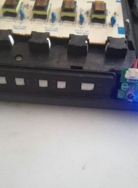 包好 创维 32S19IW按键板和接收板715G3364一M01－000一004K屏